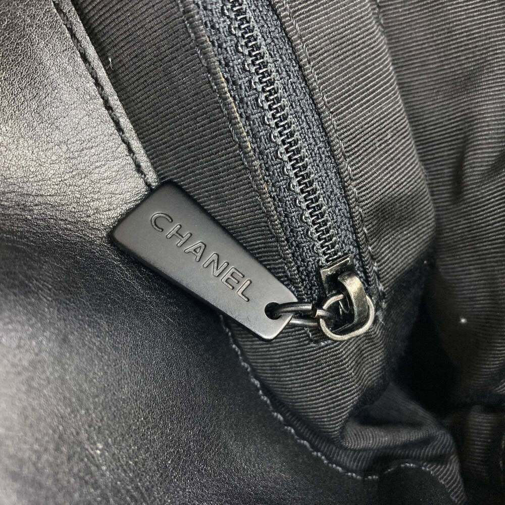 CHANEL Black Tote Bag - Picture 10 of 16